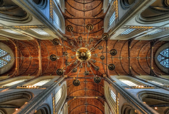 church_up.jpg_elyktra